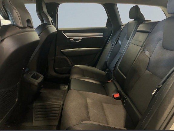 Volvo V90 7 of 21