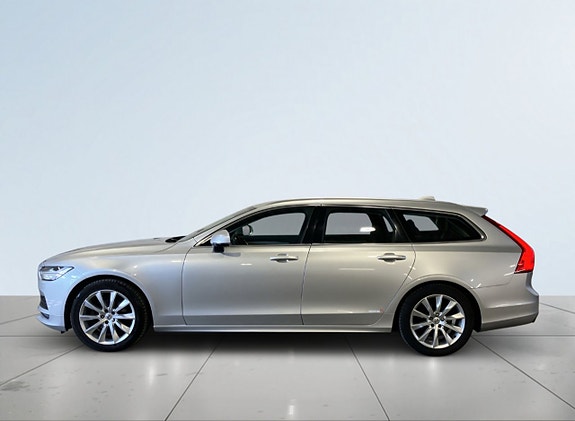 Volvo V90 3 of 21
