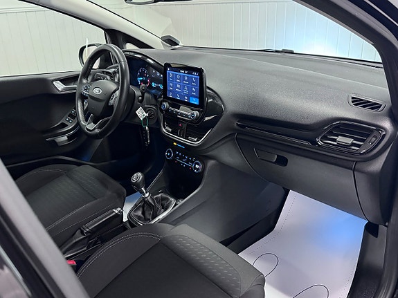 Ford Fiesta 14 of 22