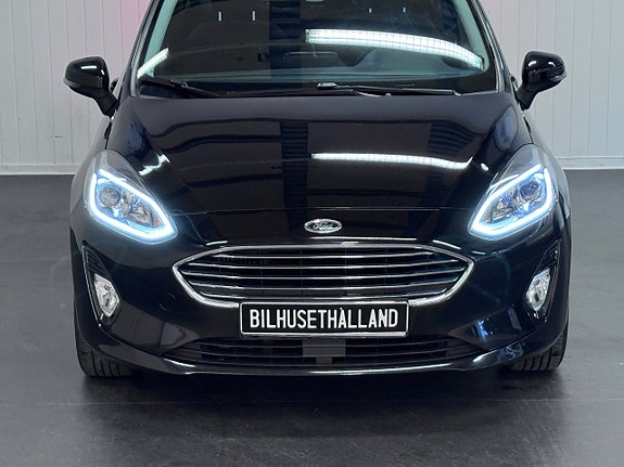 Ford Fiesta 4 of 5