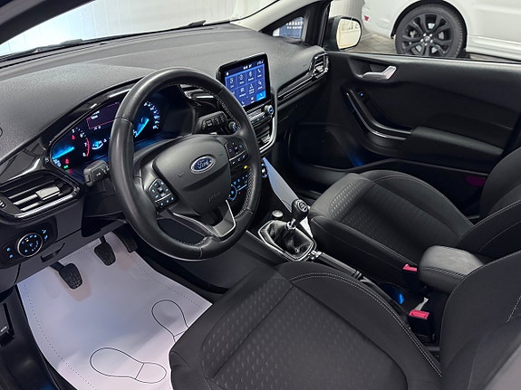Ford Fiesta 11 of 22