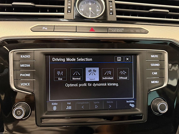 Volkswagen Passat Alltrack 26 of 26