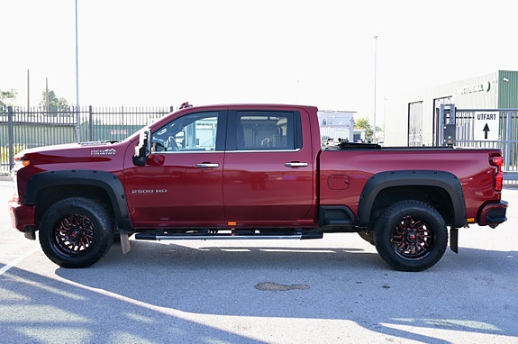 Chevrolet Silverado 2500 3 of 5