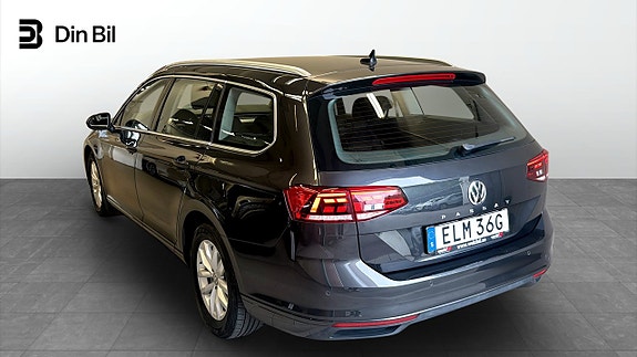 Volkswagen Passat 3 of 5