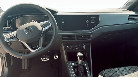 Volkswagen Taigo 10 of 12