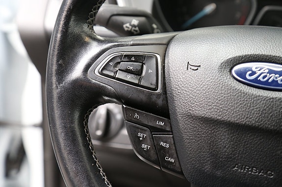 Ford Kuga 16 of 27