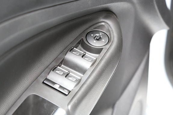 Ford Kuga 11 of 27