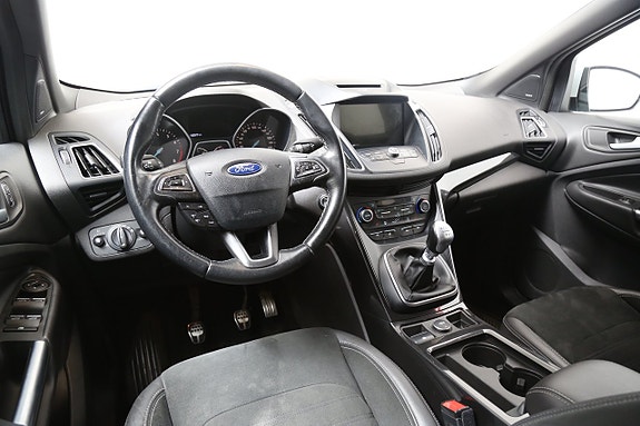 Ford Kuga 14 of 27