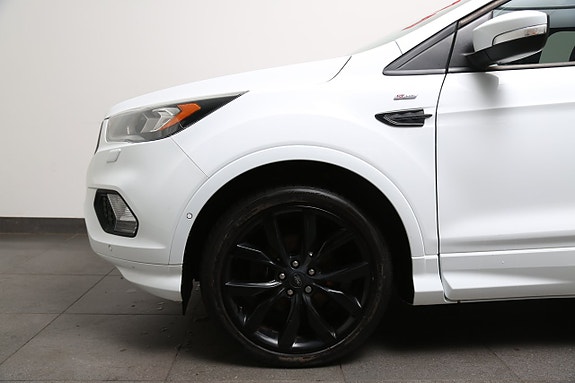 Ford Kuga 6 of 27