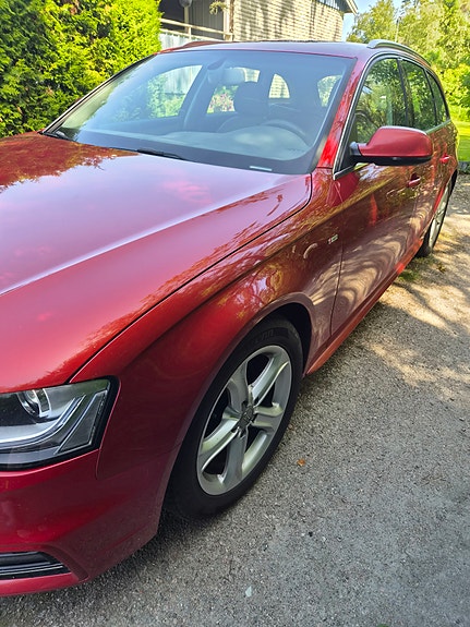 Audi A4 4 of 5