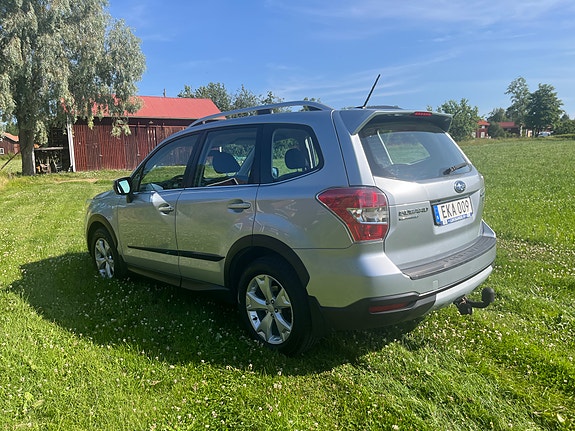 Subaru Forester 4 of 5