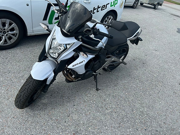 Kawasaki Ninja ER-6n 6 of 8