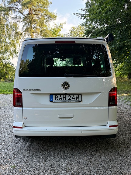 Volkswagen California 3 of 5
