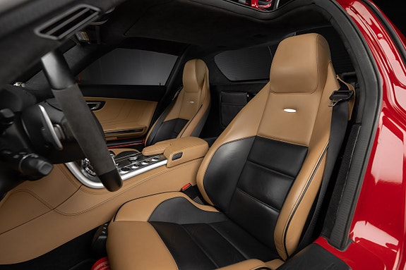 Mercedes-Benz SLS 14 of 16