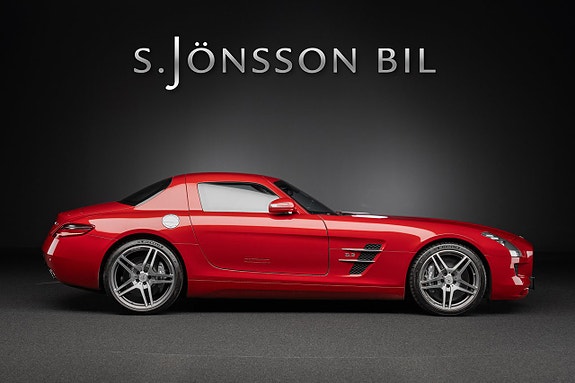 Mercedes-Benz SLS 7 of 16