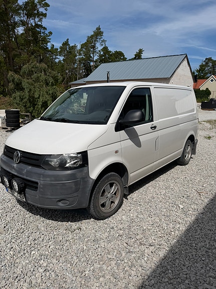 Volkswagen Transporter 2 of 5