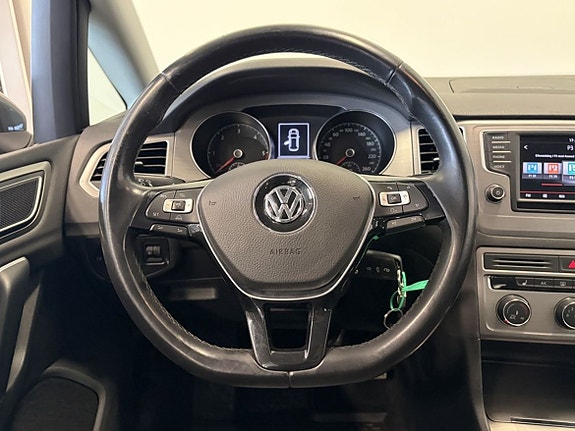 Volkswagen Golf Sportsvan 13 of 19