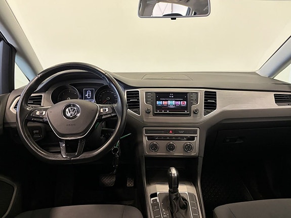 Volkswagen Golf Sportsvan 12 of 19