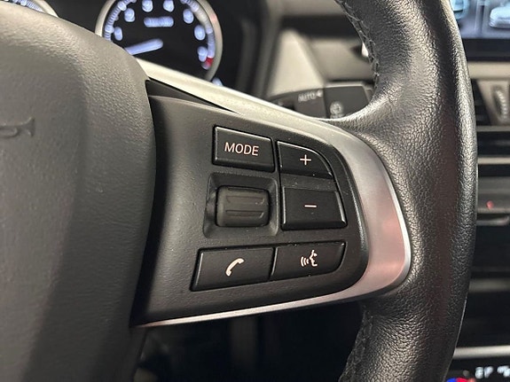 BMW 225xe 18 of 21