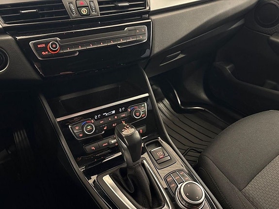 BMW 225xe 12 of 21