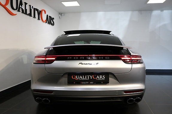 Porsche Panamera 4 6 of 28
