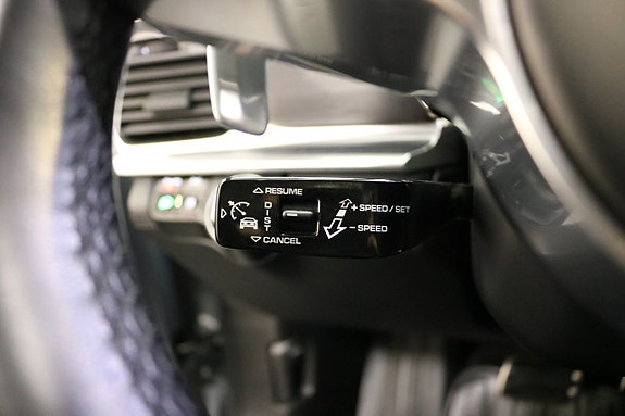 Porsche Panamera 4 13 of 28