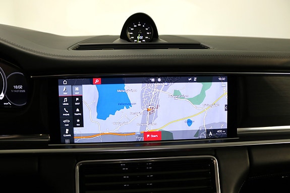 Porsche Panamera 4 18 of 28