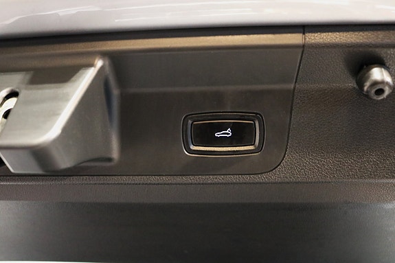 Porsche Panamera 4 27 of 28