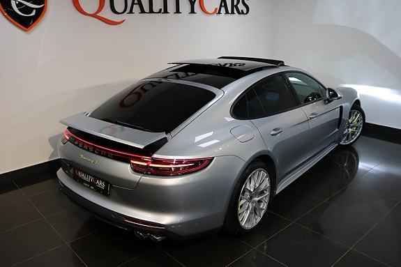 Porsche Panamera 4 25 of 28