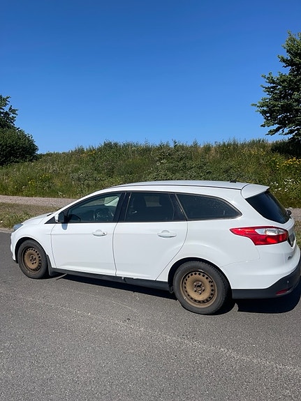 Ford Focus 3 of 5