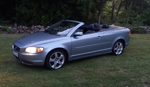 Volvo C70 4 of 5