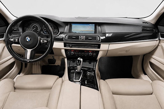 BMW 520d 12 of 17