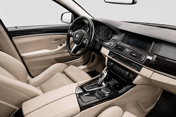BMW 520d 11 of 17