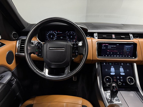 Land Rover Range Rover Sport 13 of 30