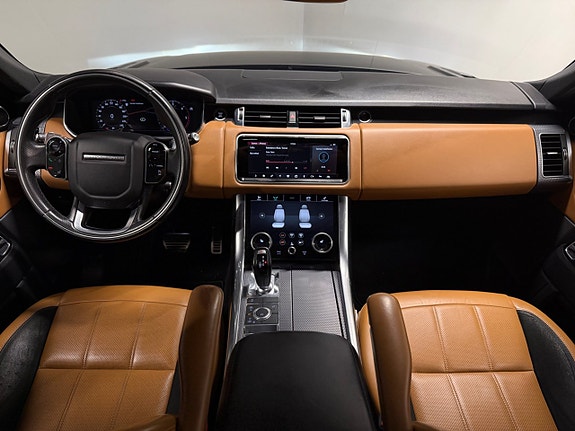 Land Rover Range Rover Sport 12 of 30