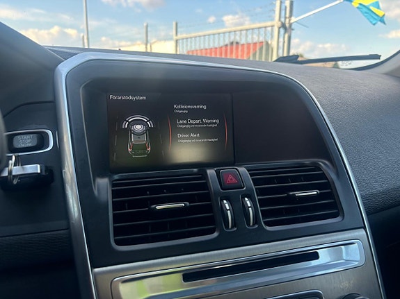 Volvo XC60 26 of 30