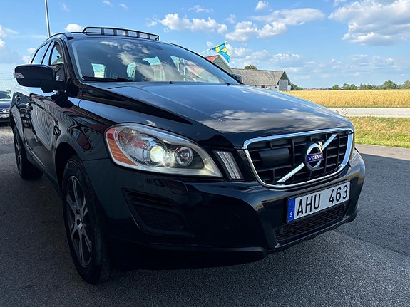 Volvo XC60 30 of 30
