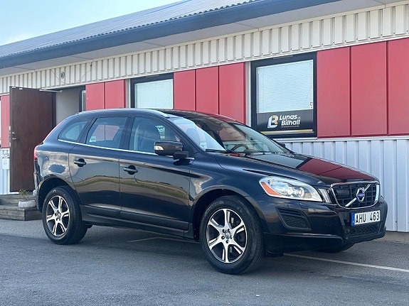 Volvo XC60 5 of 30