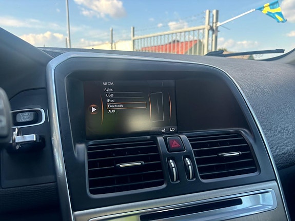Volvo XC60 24 of 30