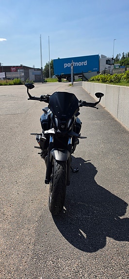 Yamaha MT-07 3 of 4