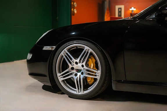 Porsche 911 10 of 30