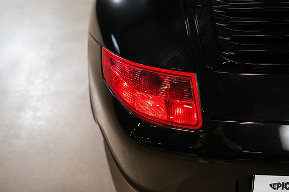 Porsche 911 14 of 30