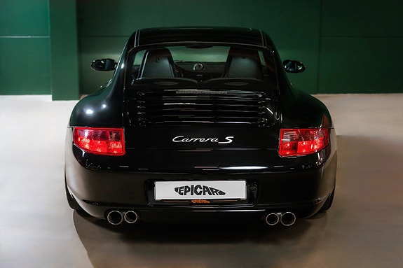 Porsche 911 9 of 30