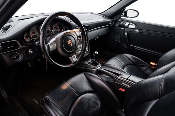Porsche 911 15 of 30