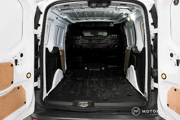 Ford Transit Connect 16 of 17