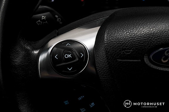 Ford Transit Connect 10 of 17