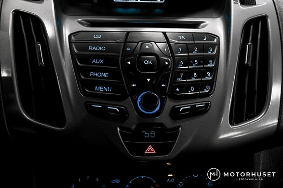 Ford Transit Connect 12 of 17