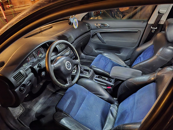 Volkswagen Passat 3 of 4
