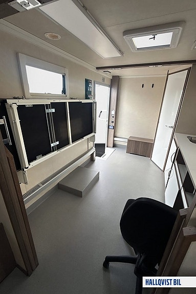 Mercedes-Benz Sprinter 317 18 of 19