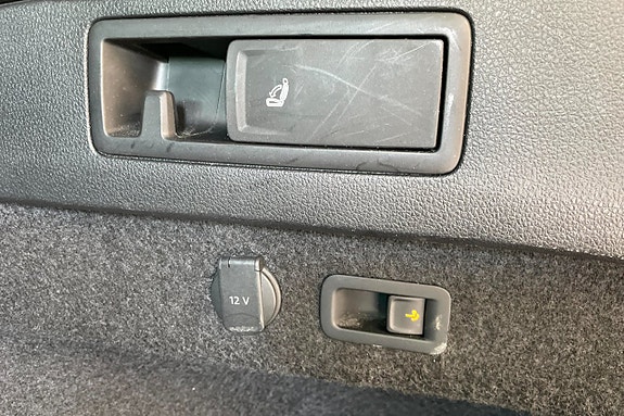Volkswagen Passat 20 of 30